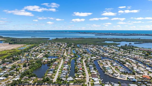 4503 CORAL LAKE DRIVE, Bradenton, FL 34210