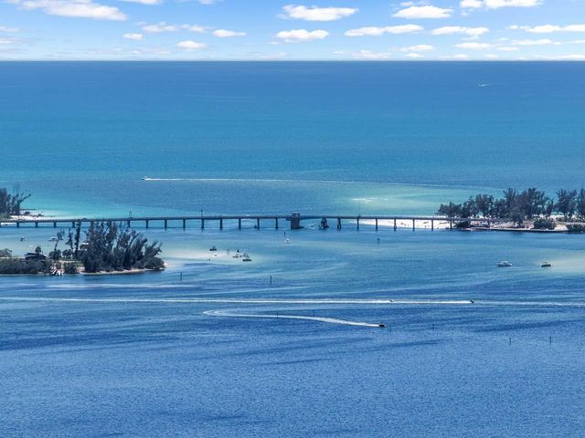 4503 CORAL LAKE DRIVE, Bradenton, FL 34210