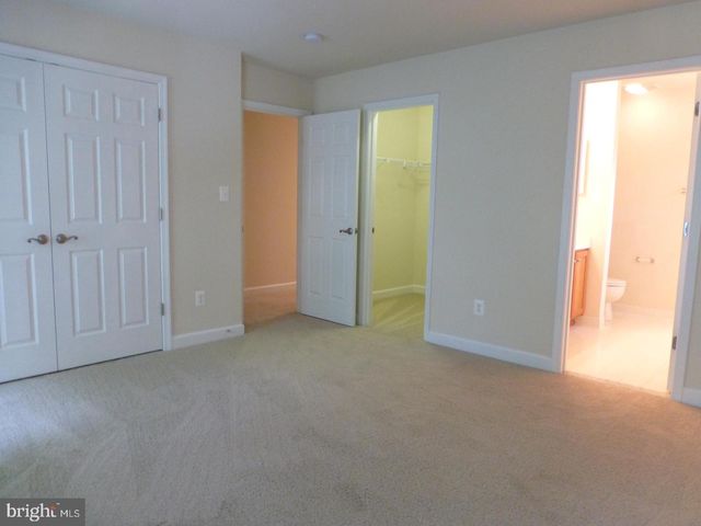 6930 WESTLAWN DR, Falls Church, VA 22042