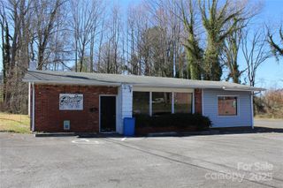 725 E Union Street E, Morganton, NC 28655