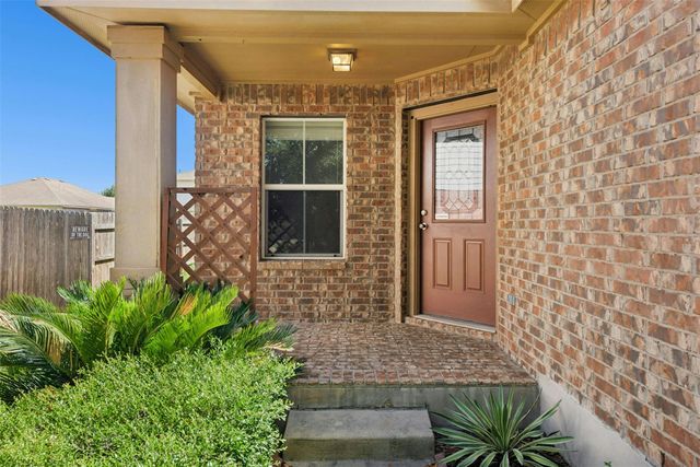207 Wild Cat DR, Bastrop, TX 78602