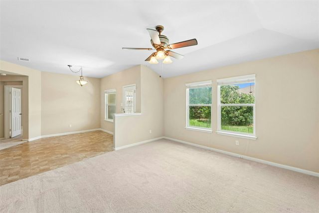207 Wild Cat DR, Bastrop, TX 78602