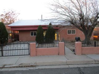 347 62nd Street NW, Albuquerque, NM 87105