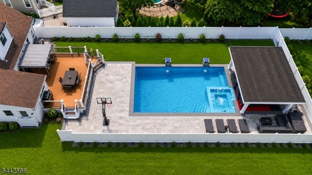 141 Coeyman Ave, Nutley Twp., NJ 07110