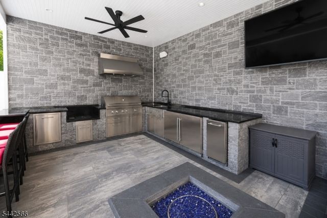 141 Coeyman Ave, Nutley Twp., NJ 07110