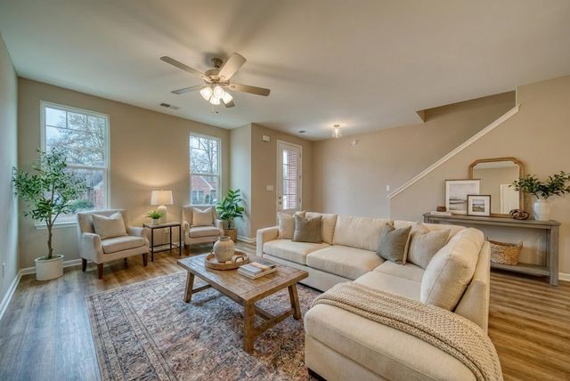 296 E WASHINGTON AVE, Covington, TN 38019