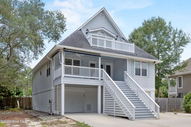 8915 Shipwatch Drive, Wilmington, NC 28412