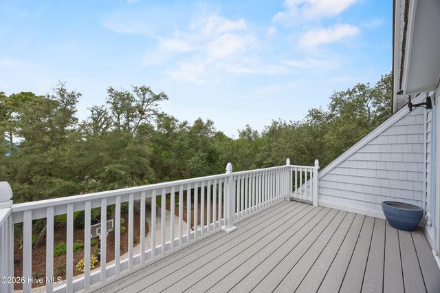 8915 Shipwatch Drive, Wilmington, NC 28412