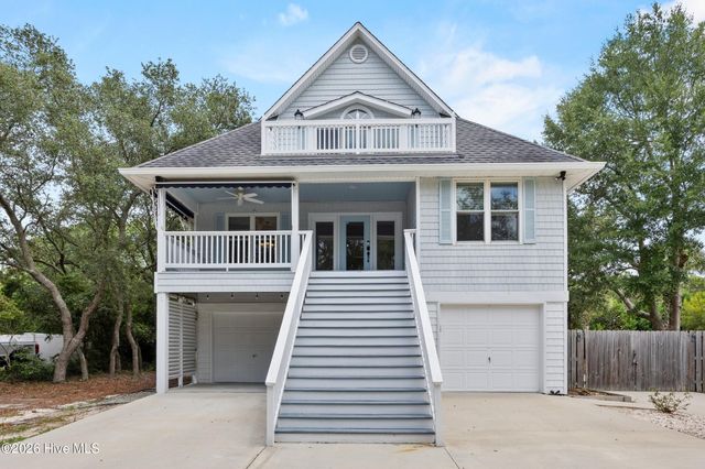 8915 Shipwatch Drive, Wilmington, NC 28412