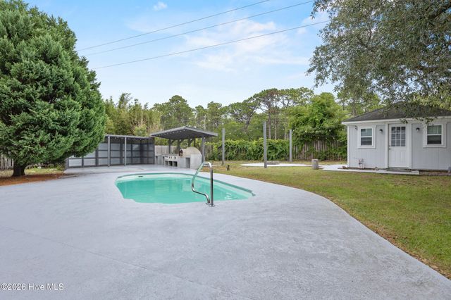 8915 Shipwatch Drive, Wilmington, NC 28412