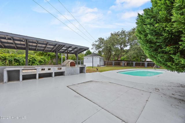 8915 Shipwatch Drive, Wilmington, NC 28412