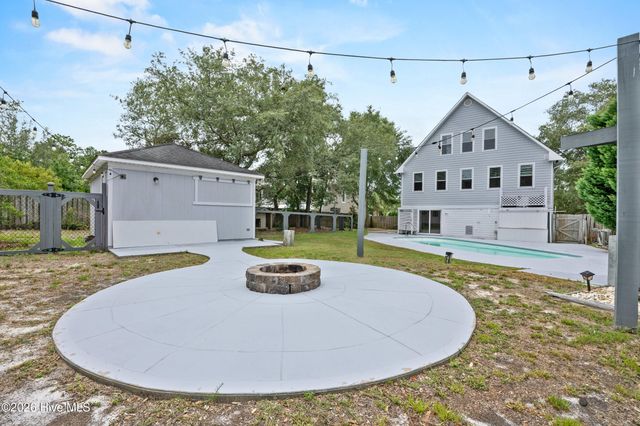 8915 Shipwatch Drive, Wilmington, NC 28412