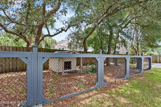 8915 Shipwatch Drive, Wilmington, NC 28412