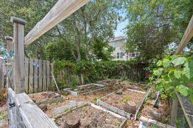 8915 Shipwatch Drive, Wilmington, NC 28412