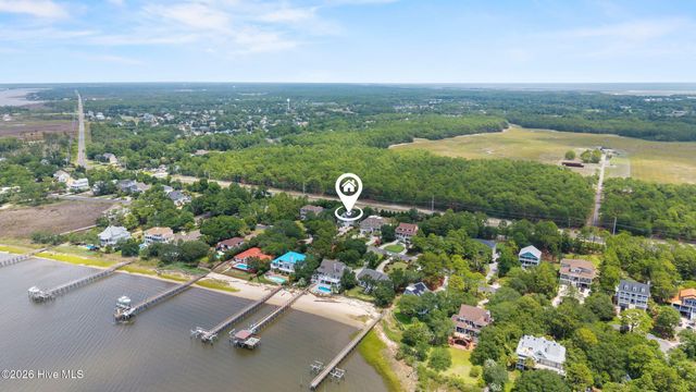 8915 Shipwatch Drive, Wilmington, NC 28412