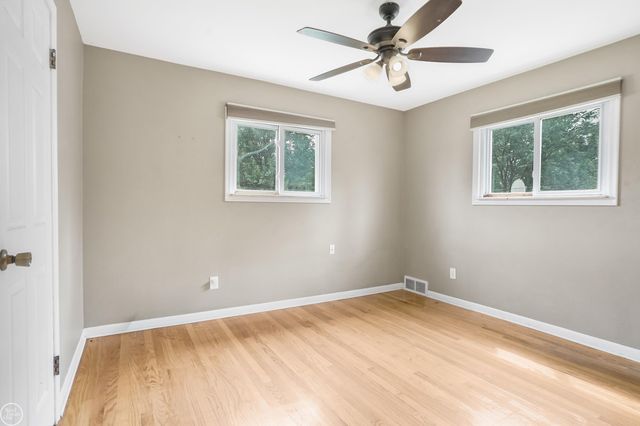 578 Belton Street, Garden City, MI 48135