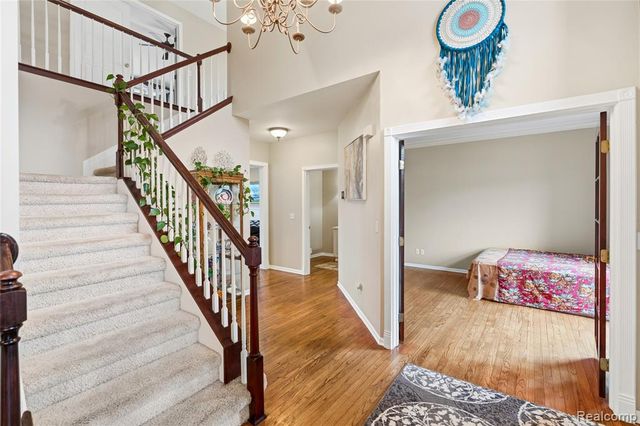 4337 Meadowbrook Court, Grand Blanc, MI 48439