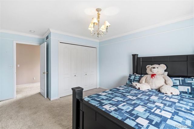 4337 Meadowbrook Court, Grand Blanc, MI 48439