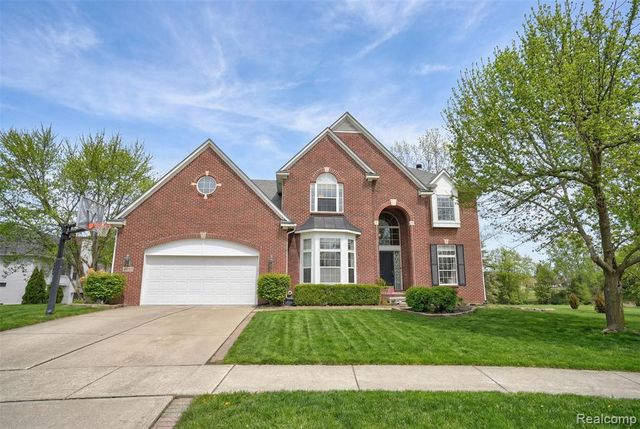 4337 Meadowbrook Court, Grand Blanc, MI 48439