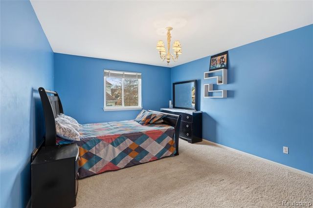 4337 Meadowbrook Court, Grand Blanc, MI 48439