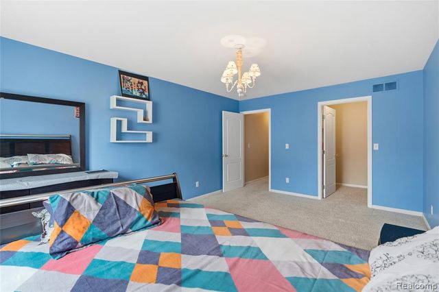 4337 Meadowbrook Court, Grand Blanc, MI 48439