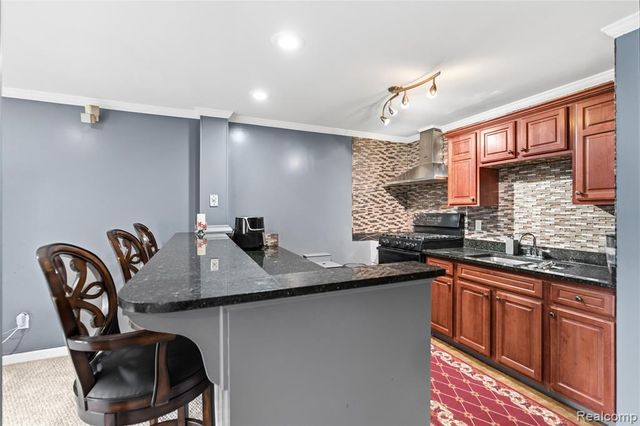 4337 Meadowbrook Court, Grand Blanc, MI 48439