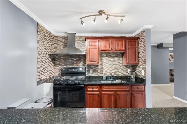 4337 Meadowbrook Court, Grand Blanc, MI 48439