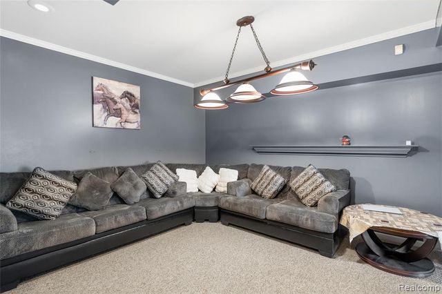 4337 Meadowbrook Court, Grand Blanc, MI 48439