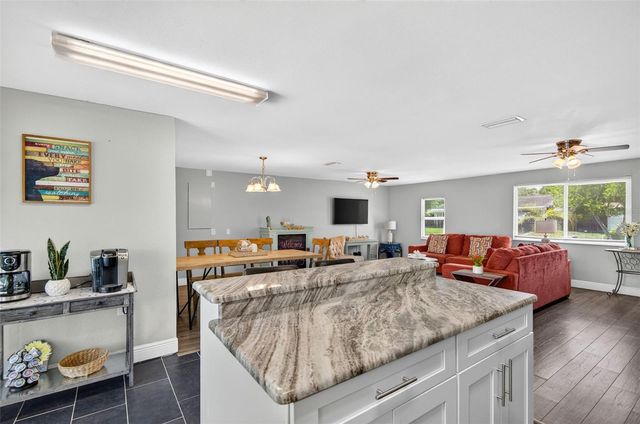 619 TIMBER BAY CIRCLE E, Oldsmar, FL 34677