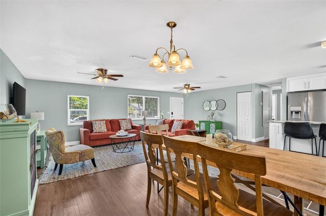 619 TIMBER BAY CIRCLE E, Oldsmar, FL 34677