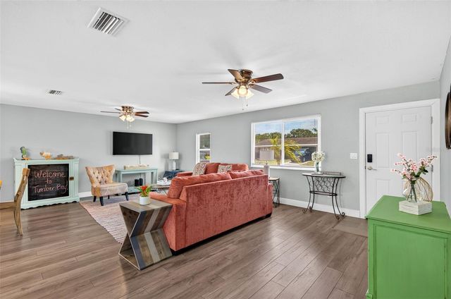 619 TIMBER BAY CIRCLE E, Oldsmar, FL 34677