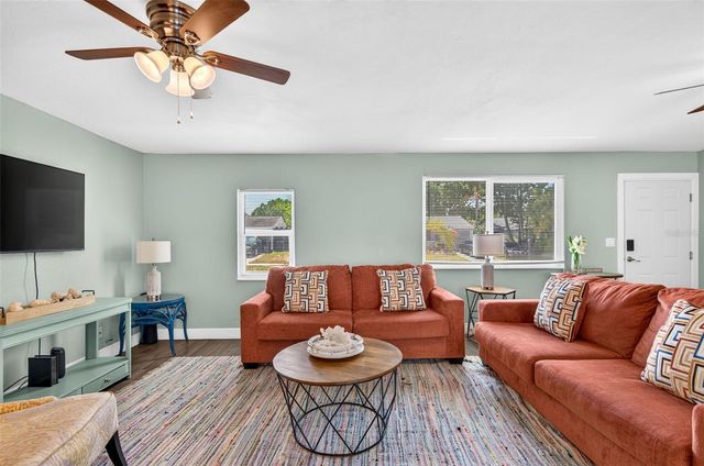 619 TIMBER BAY CIRCLE E, Oldsmar, FL 34677