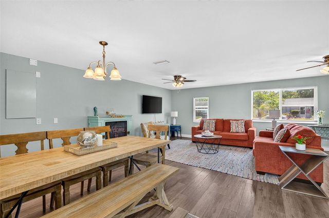619 TIMBER BAY CIRCLE E, Oldsmar, FL 34677