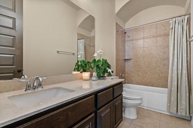 6705 Destination WAY, Jonestown, TX 78645