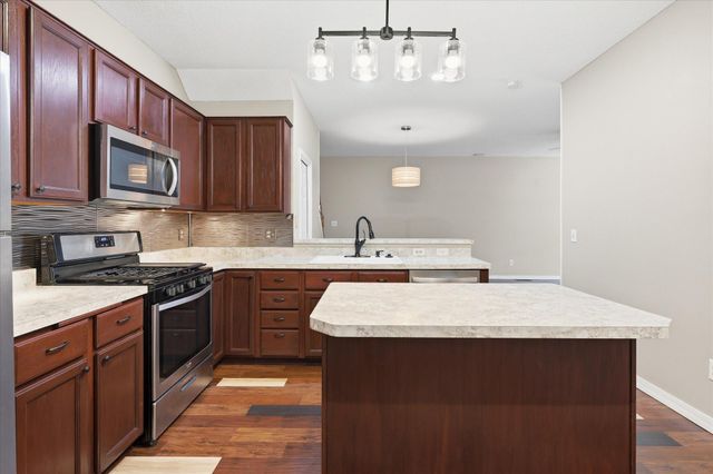 18902 96th Place N, Maple Grove, MN 55311