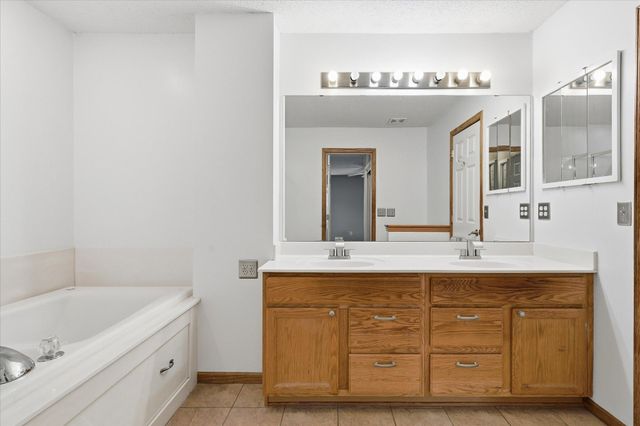 18902 96th Place N, Maple Grove, MN 55311