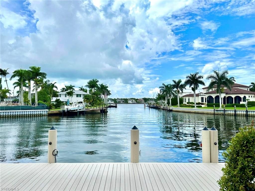 2450 Tarpon RD, NAPLES, FL 34102 — photo 2