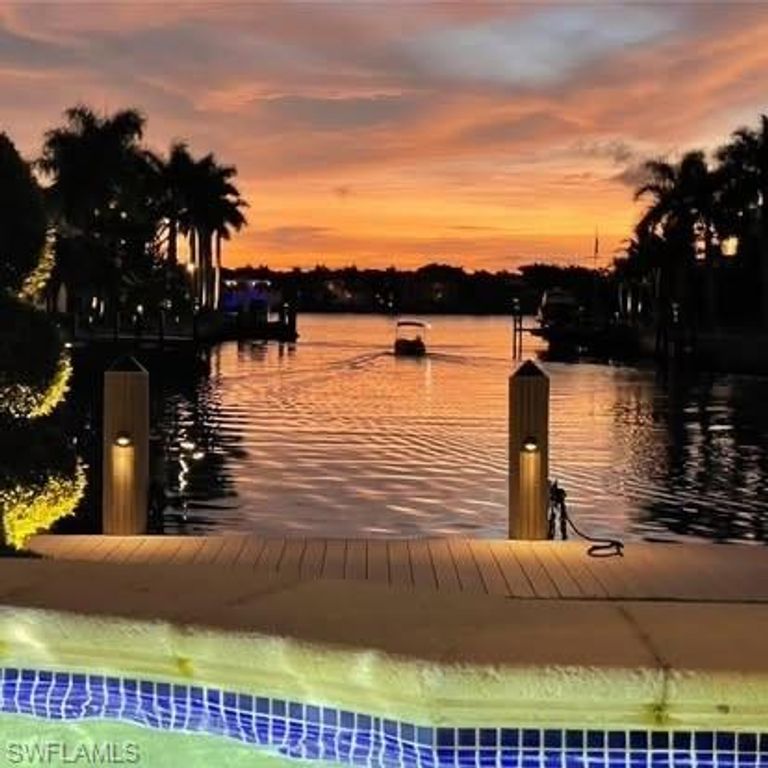 2450 Tarpon RD, NAPLES, FL 34102 — photo 4