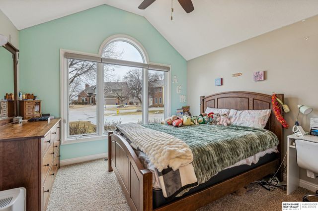 2005 S 182nd Avenue Circle, Omaha, NE 68130