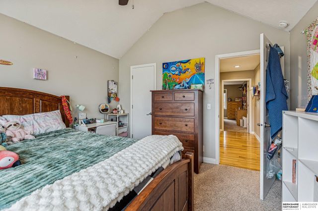 2005 S 182nd Avenue Circle, Omaha, NE 68130