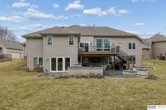 2005 S 182nd Avenue Circle, Omaha, NE 68130