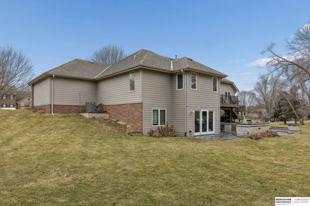 2005 S 182nd Avenue Circle, Omaha, NE 68130