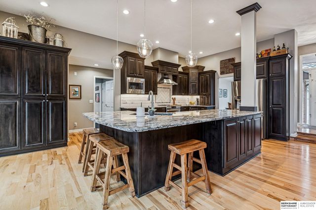 2005 S 182nd Avenue Circle, Omaha, NE 68130