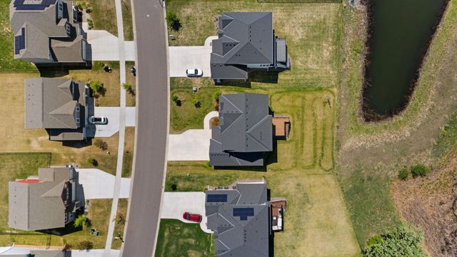 12989 Bauer Dr N, Champlin, MN 55316