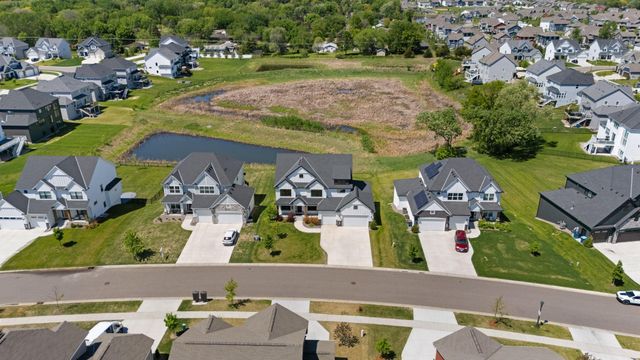 12989 Bauer Dr N, Champlin, MN 55316