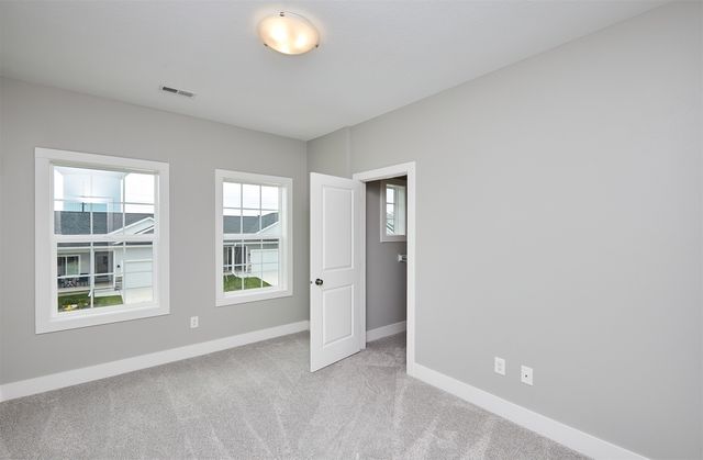 9669 Crestview Drive, West Des Moines, IA 50266