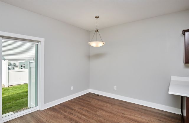 9669 Crestview Drive, West Des Moines, IA 50266