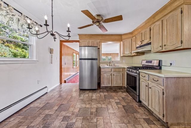 178 Central Ave, Dedham, MA 02026