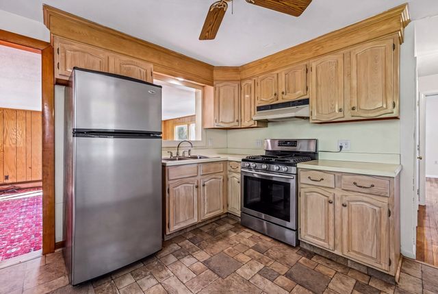 178 Central Ave, Dedham, MA 02026