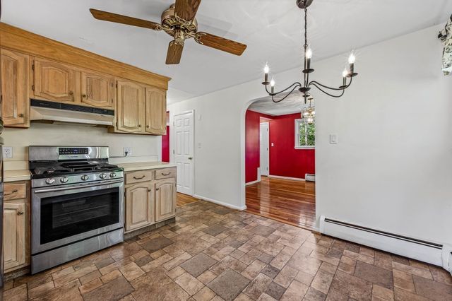 178 Central Ave, Dedham, MA 02026
